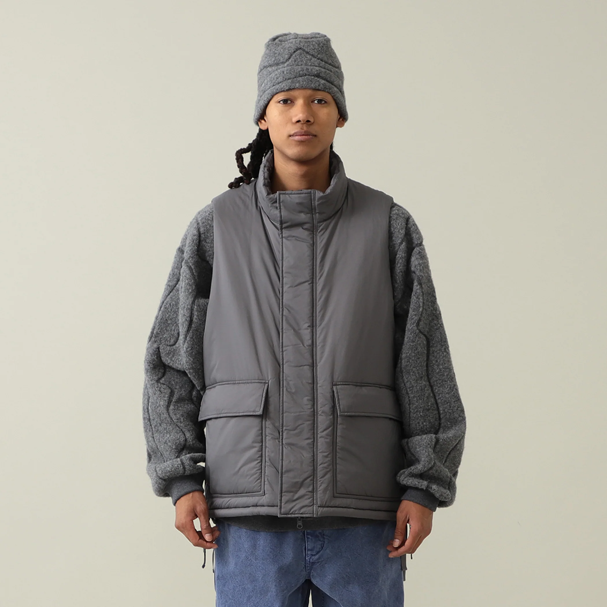 Cale Insulated Vest - Image 15