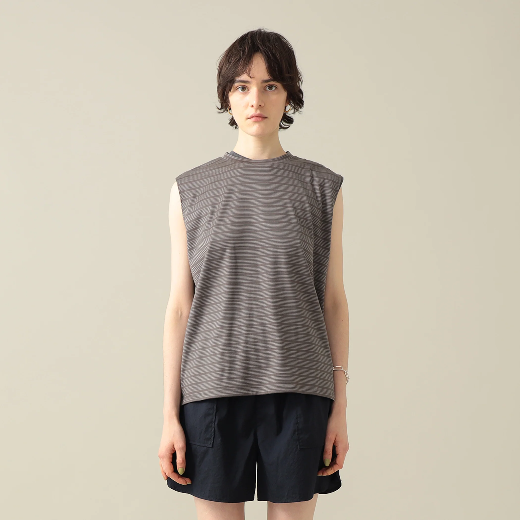 Nissa Sleeveless Top - Image 11