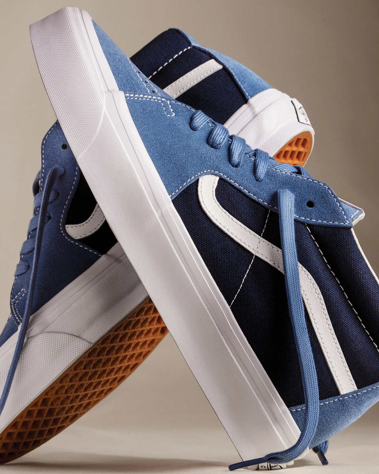 Sk8-Mid Reissue 83 LX - Image 2